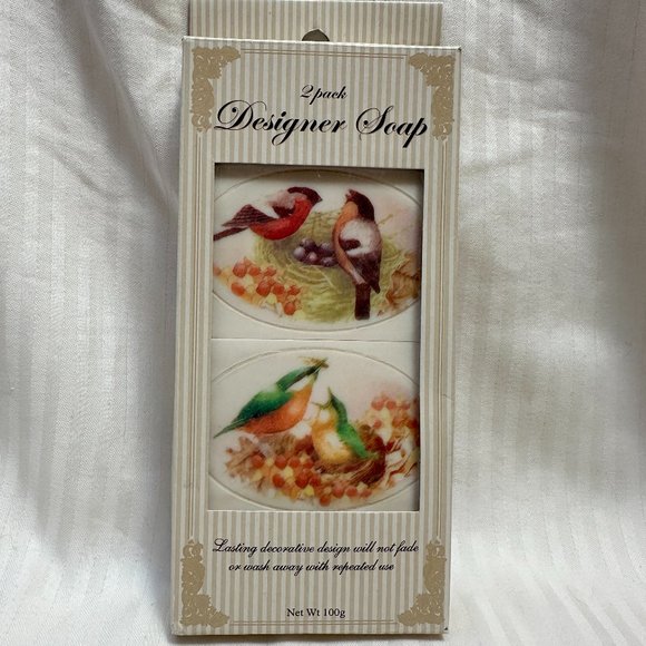 BRAND NEW! SET OF 2 DESIGNER SOAP BIRD THEME - Picture 1 of 2